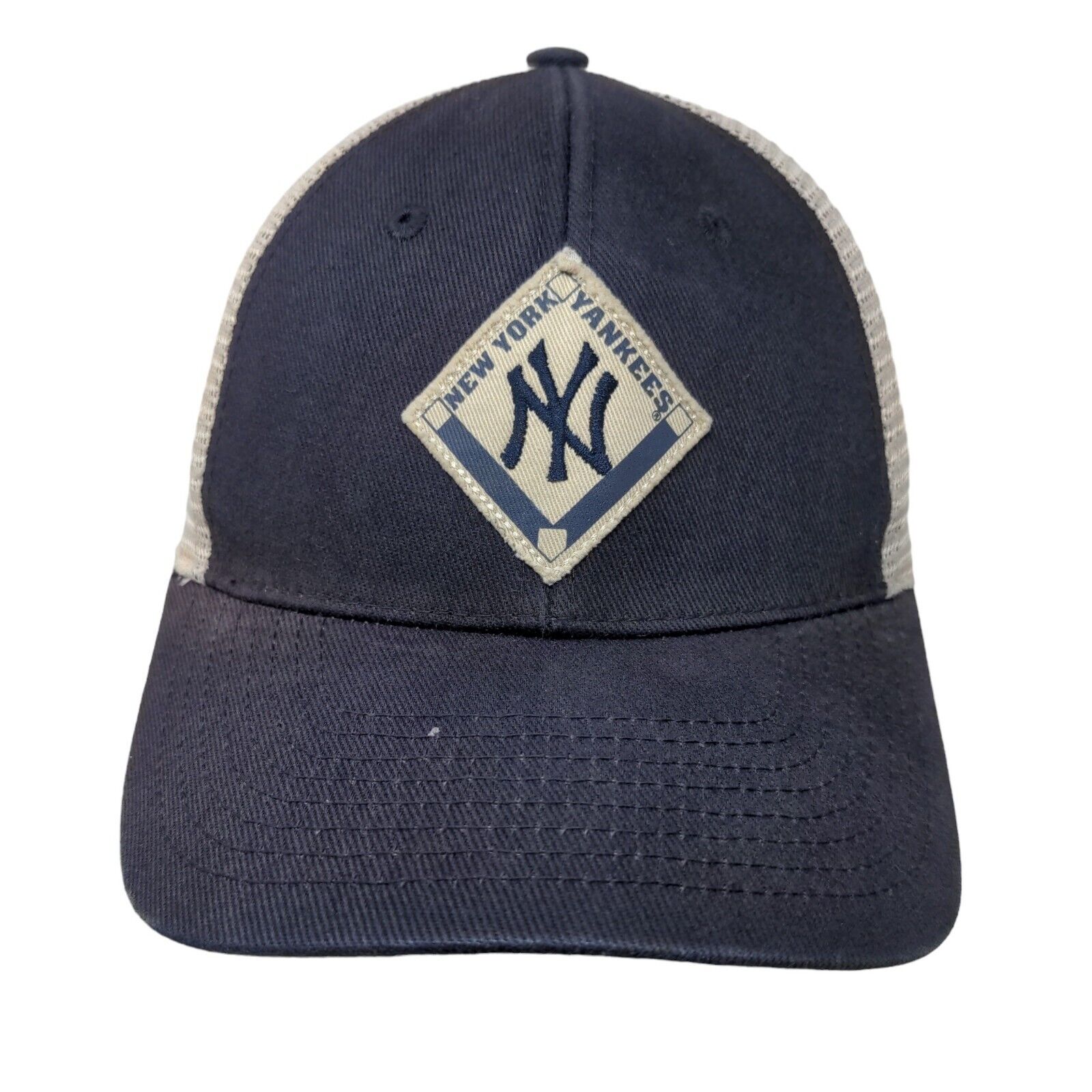 Fan Favorite Men's Snapback Mesh Back Hat Blue Osfa Embroidered New York Yankees